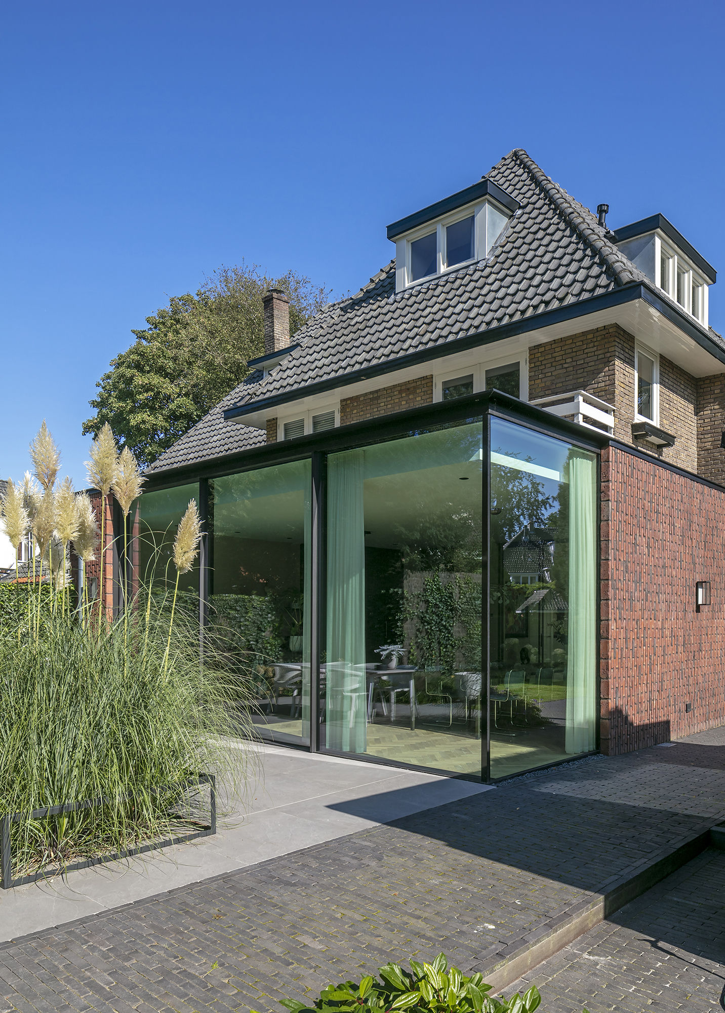 Contemporary Extension in Bussum