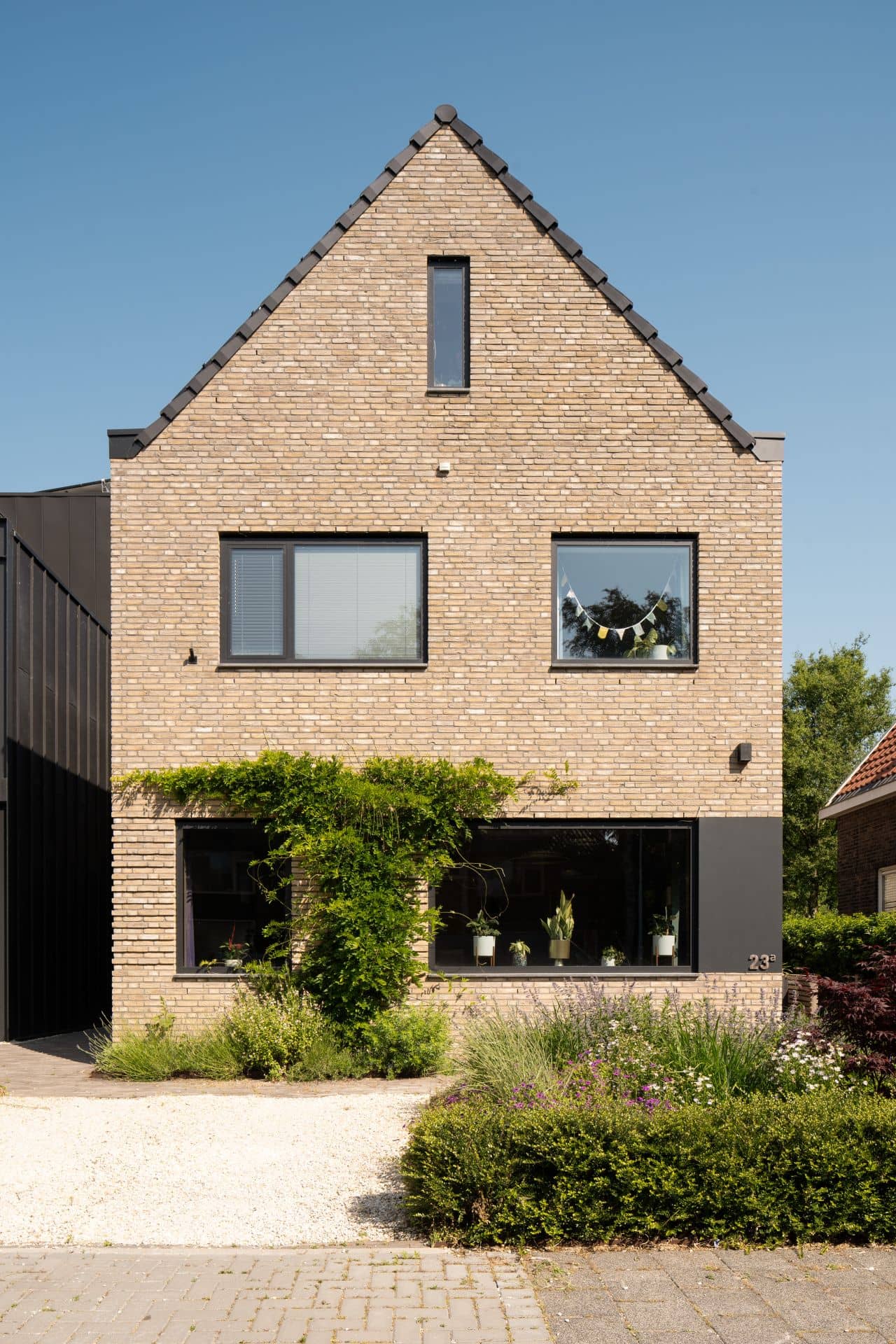 Moderne interpretatie van jaren 30-woning
